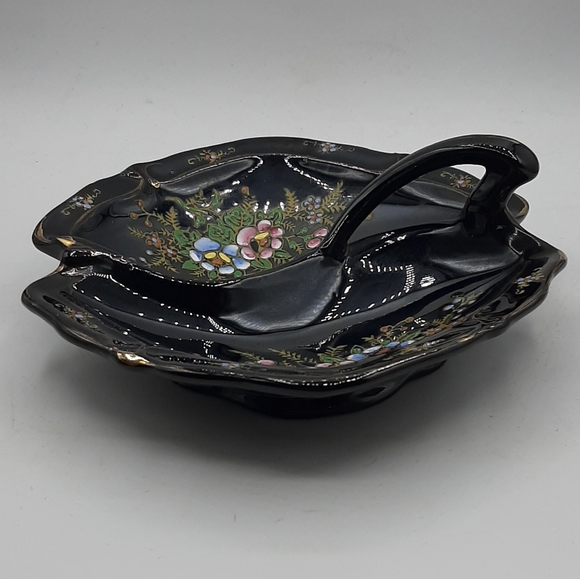 Vintage Black Divided Dish Hand Painted Moriage Flowers Handle Gold Trim Japan - Picture 3 of 9
